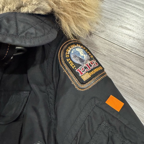 Parajumpers Coat - Picture 4 of 7